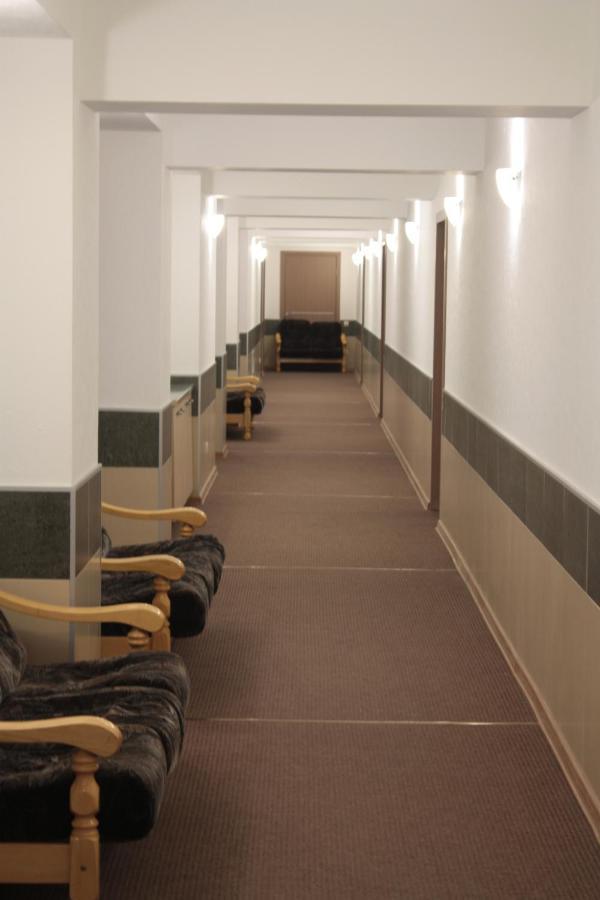 Berkana Hotel Ałma Ata Zewnętrze zdjęcie
