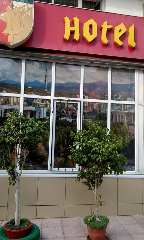 Berkana Hotel Ałma Ata Zewnętrze zdjęcie